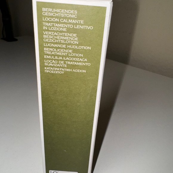 Origins Mega Mushroom Relief & Resilience Soothing Treatment Lotion 6.7 oz/200ml - Picture 7 of 10